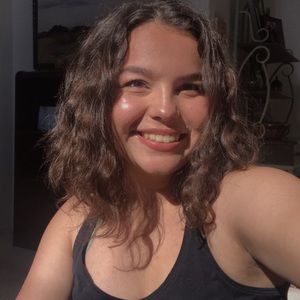 Meet your Posher, Madelyn